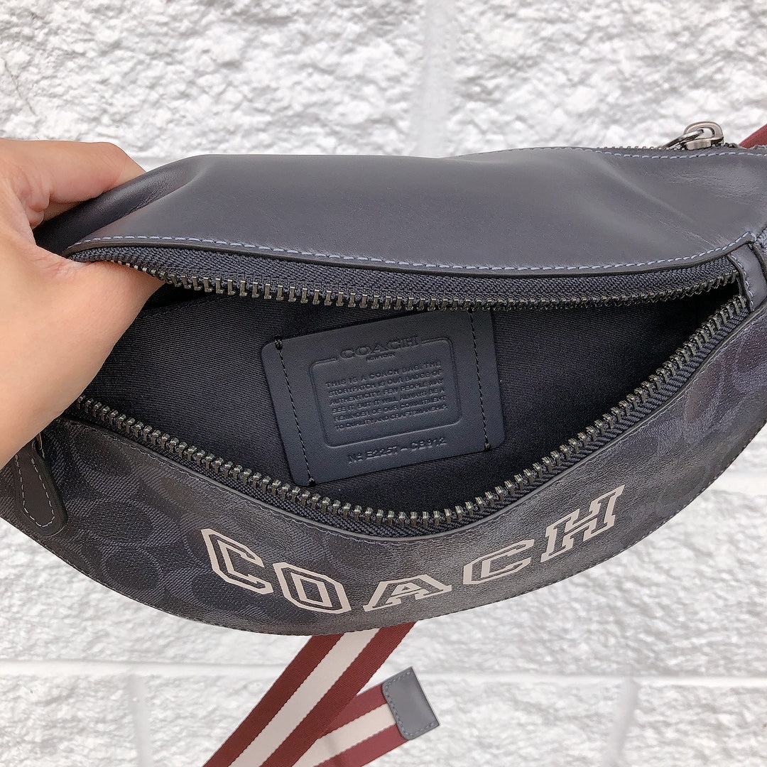 Coach CB912 Warren Belt Bag In Signature Canvas In QB/Denim/Chalk Coach CB912 Warren Belt Bag In Signature Canvas In QB/Denim/Chalk